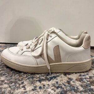 Veja Sneakers